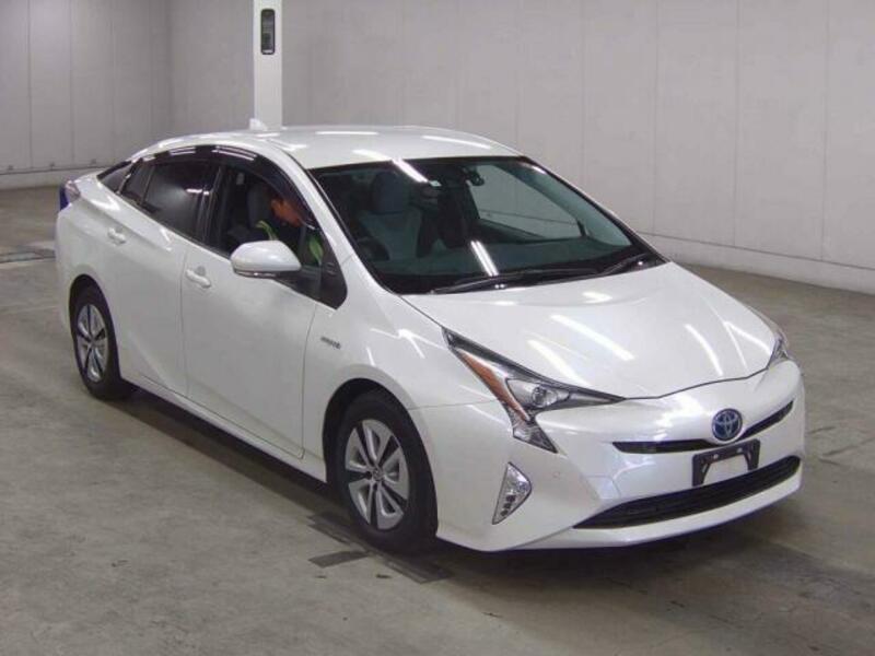 PRIUS-0