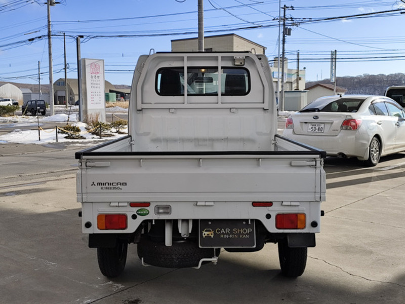 MINICAB TRUCK