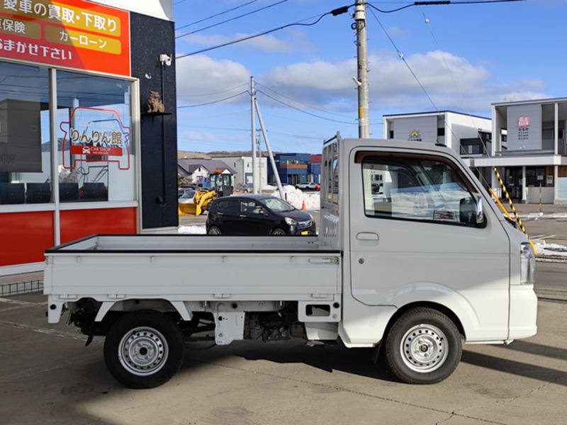 MINICAB TRUCK