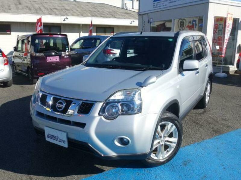 X-TRAIL