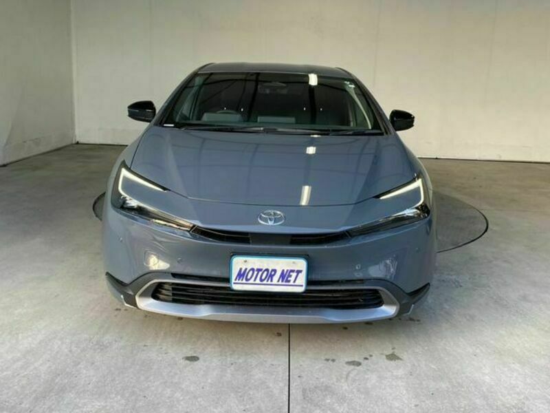 PRIUS-21