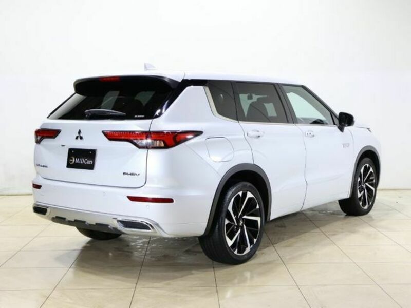 OUTLANDER PHEV