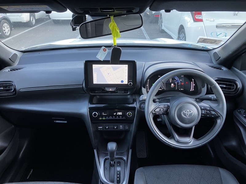 YARIS CROSS
