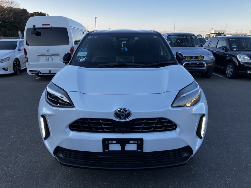 YARIS CROSS