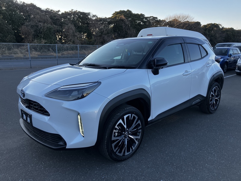 YARIS CROSS-0