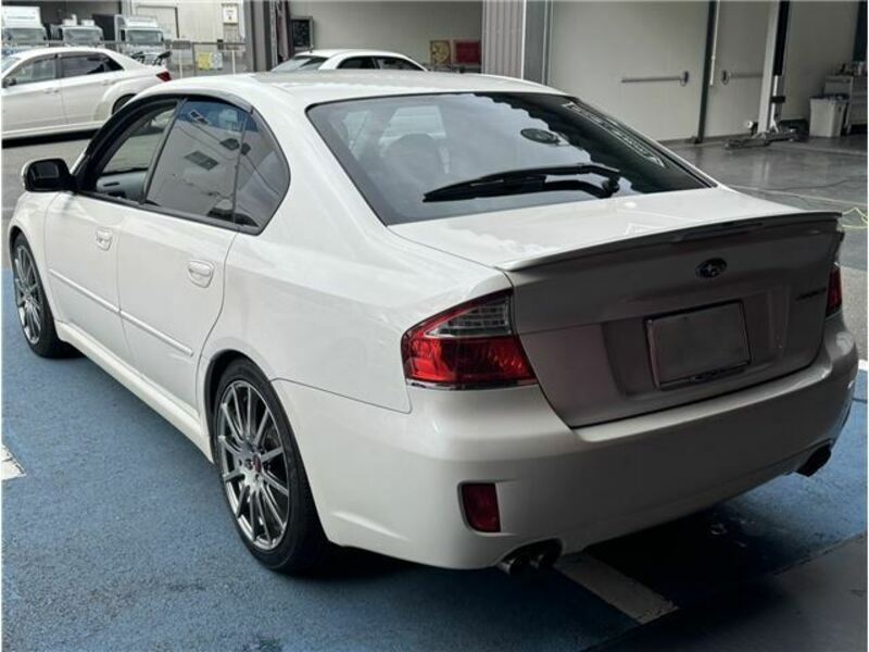 LEGACY B4