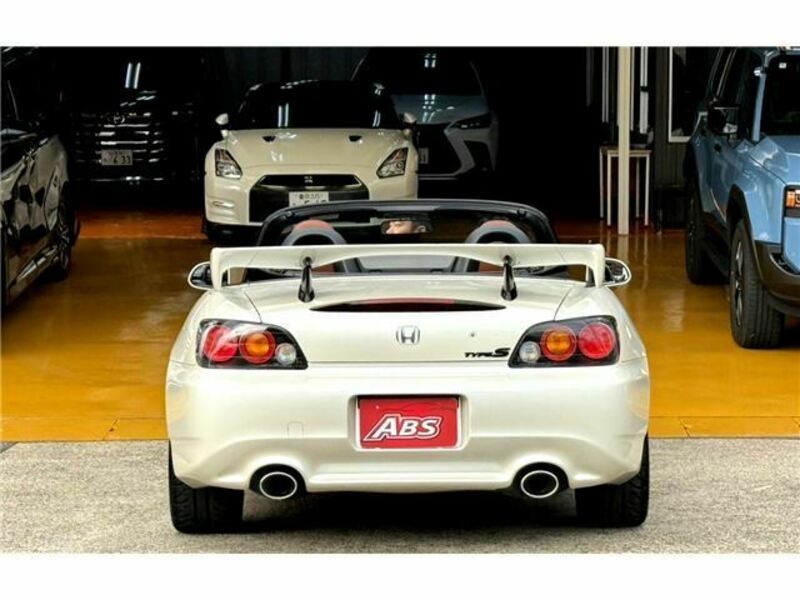 S2000