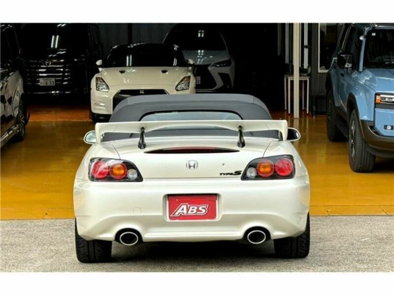 S2000