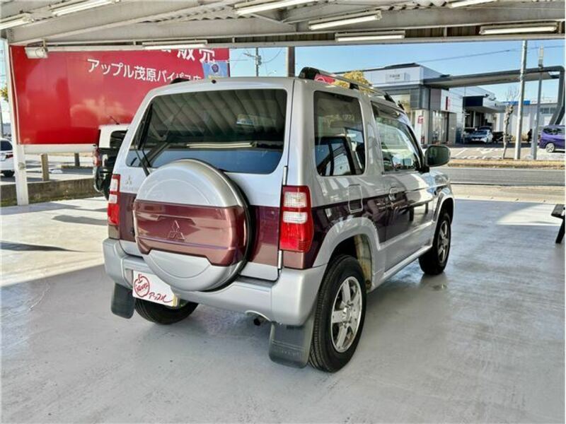 PAJERO MINI