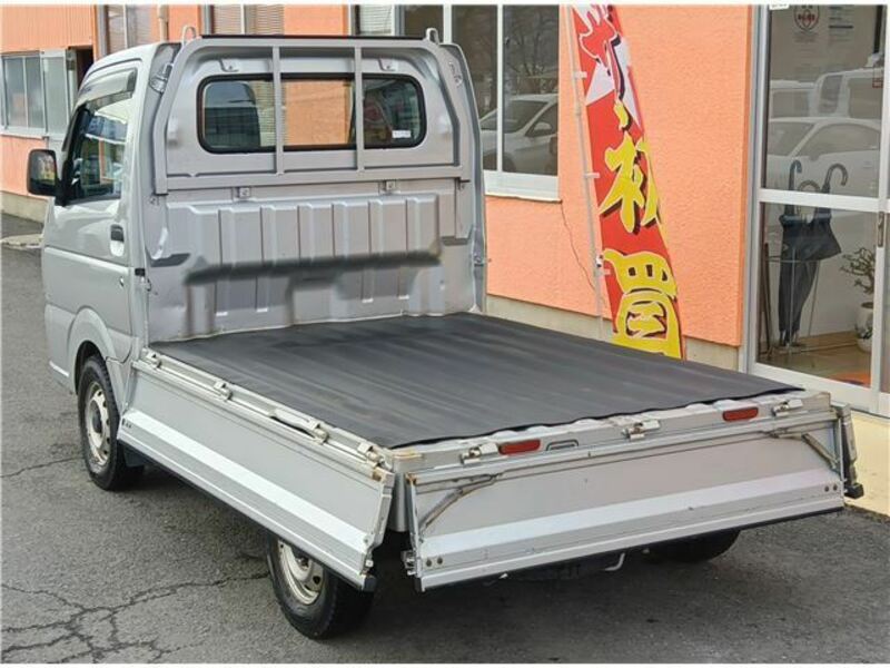 CARRY TRUCK