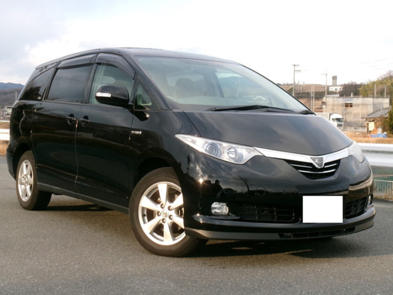 TOYOTA ESTIMA HYBRID