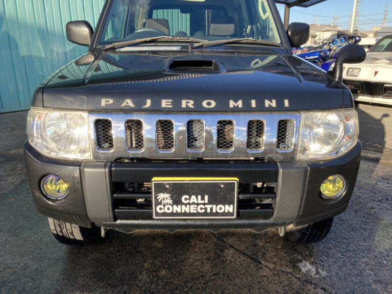 PAJERO MINI