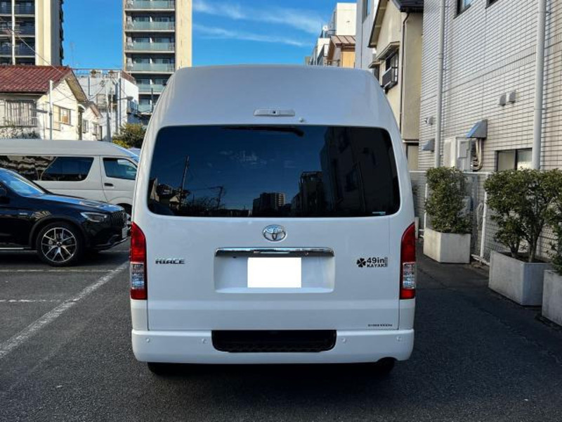 HIACE VAN