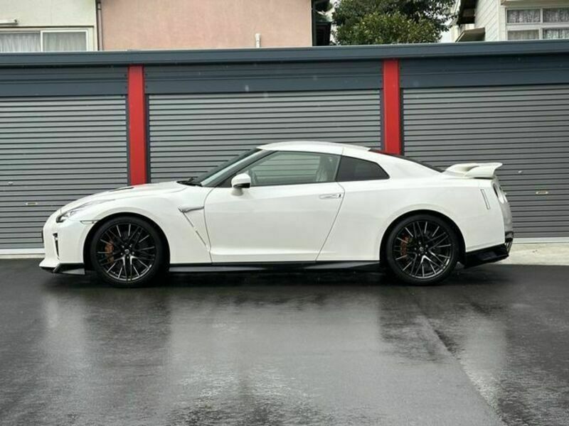 GT-R