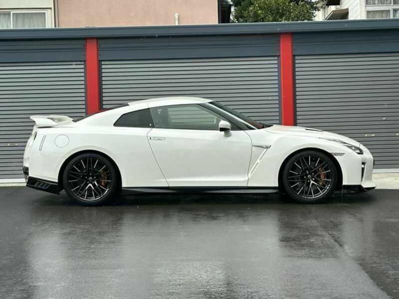 GT-R