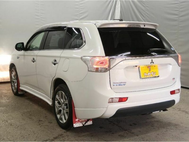 OUTLANDER PHEV