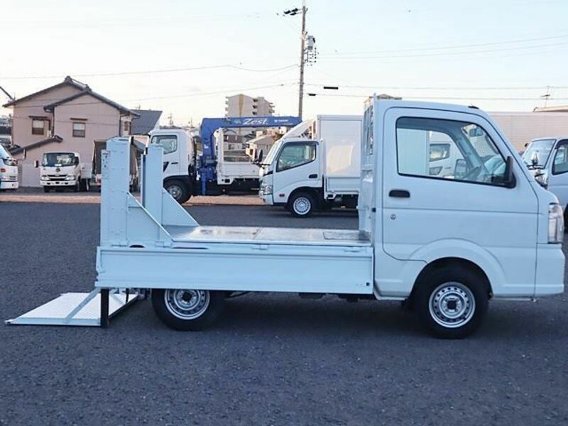 CARRY TRUCK