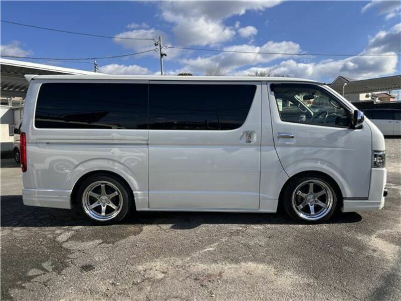 HIACE