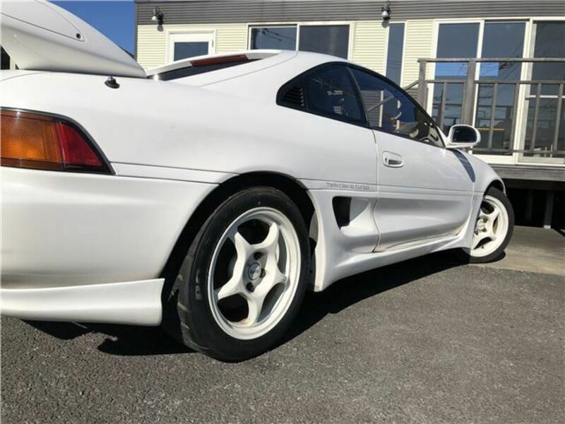 MR2