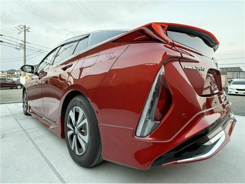 PRIUS PHV