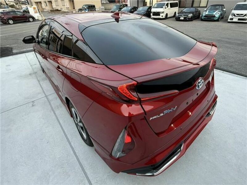 PRIUS PHV