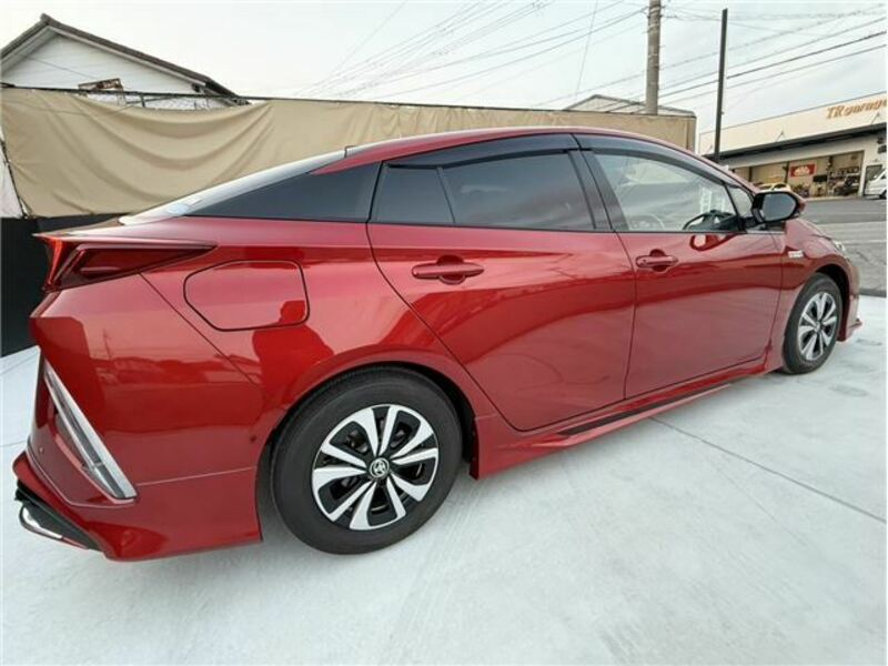 PRIUS PHV