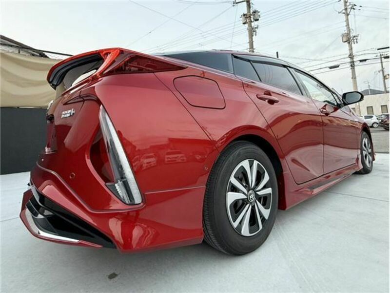 PRIUS PHV