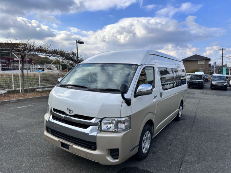 HIACE-0