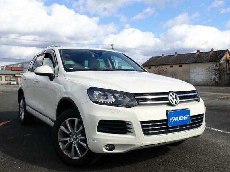 VOLKSWAGEN TOUAREG