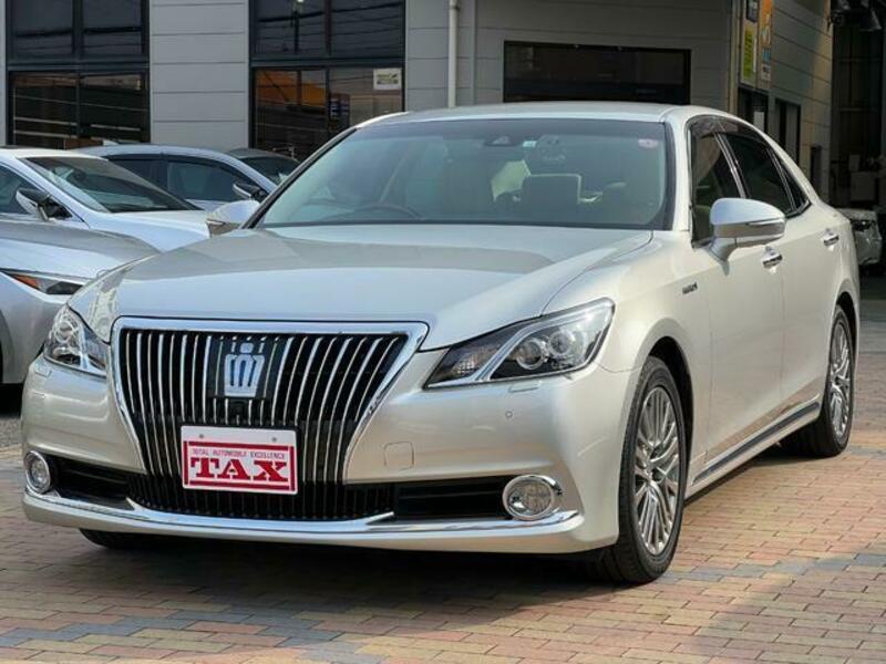 TOYOTA CROWN MAJESTA