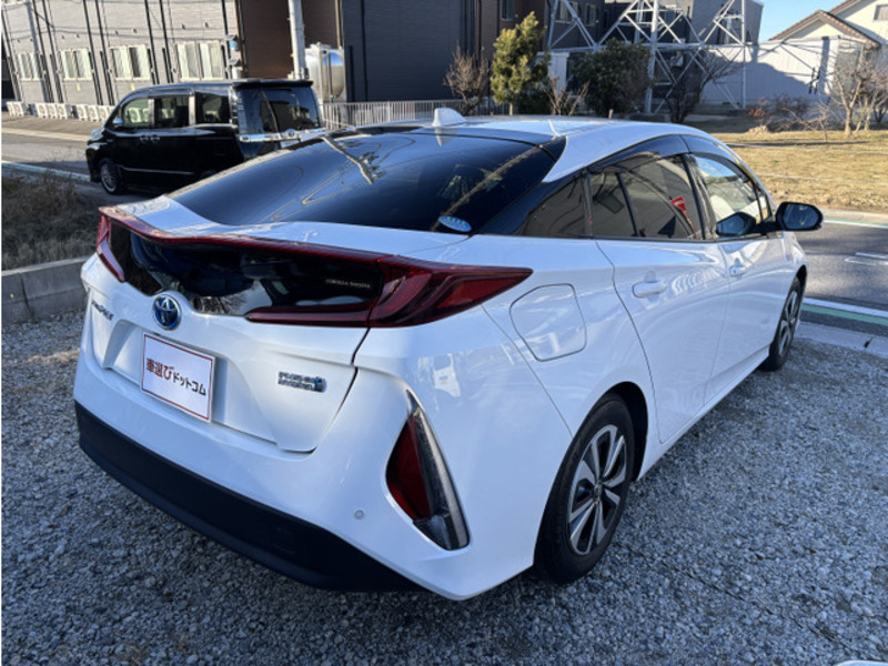 PRIUS PHV