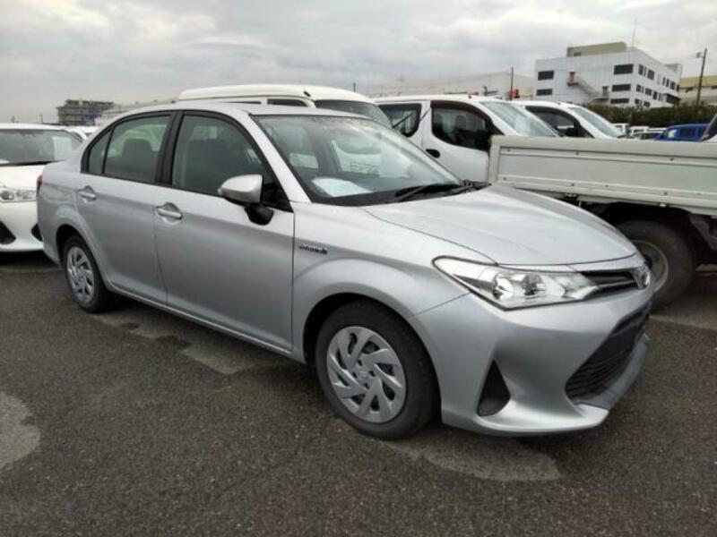 COROLLA AXIO