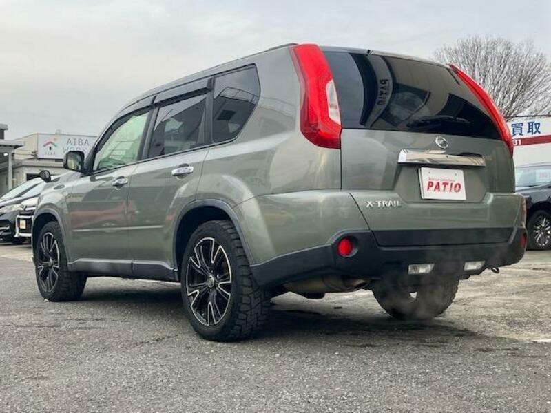 X-TRAIL