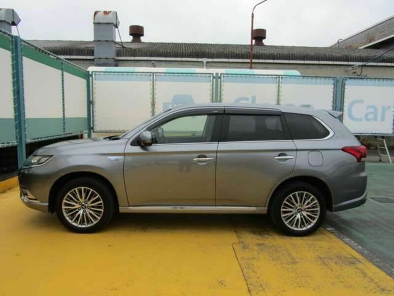 OUTLANDER PHEV