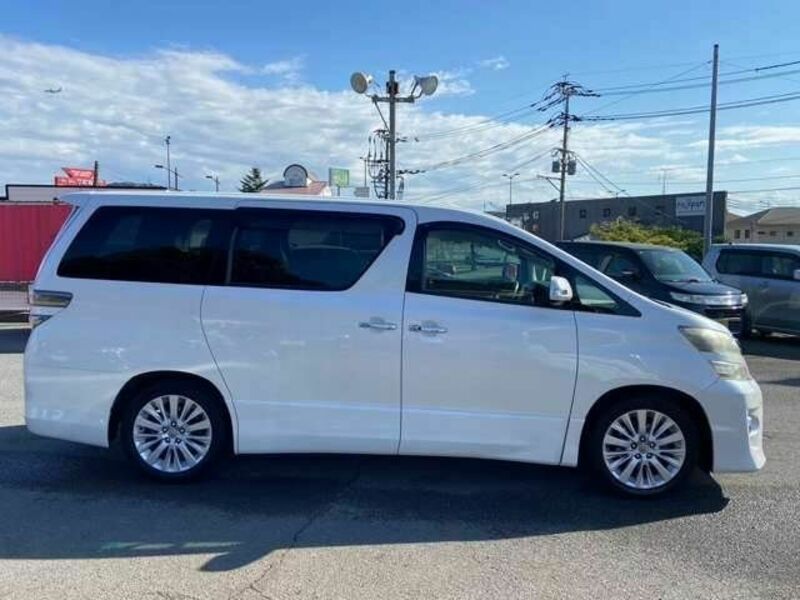 VELLFIRE