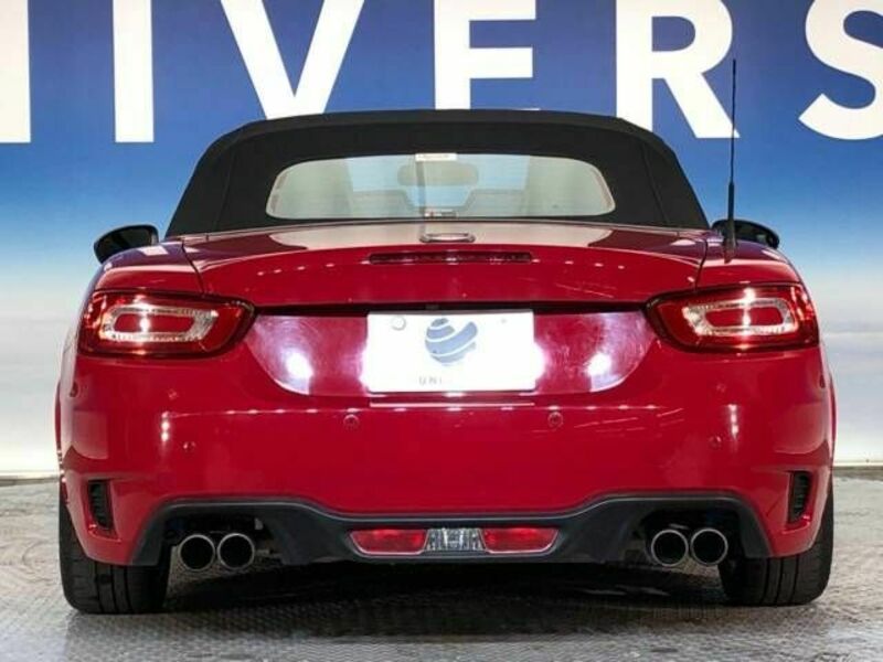 ABARTH 124 SPIDER