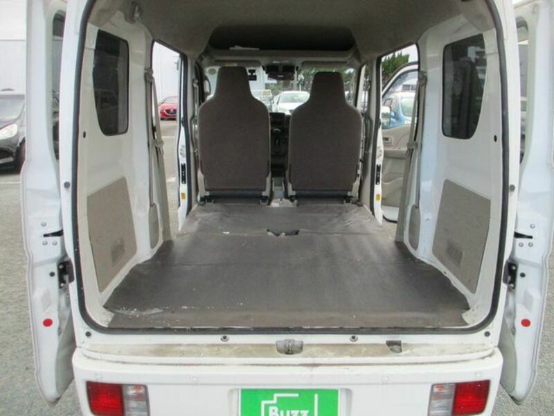 MINICAB VAN