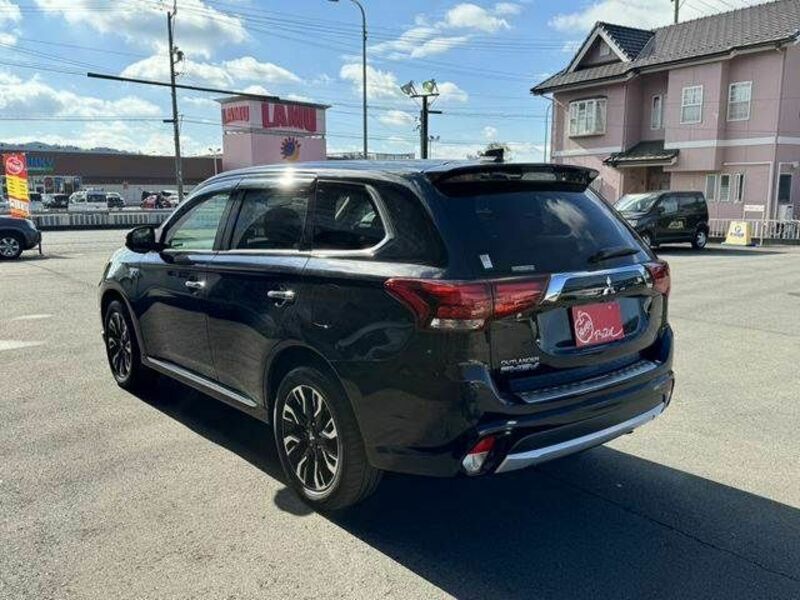 OUTLANDER PHEV