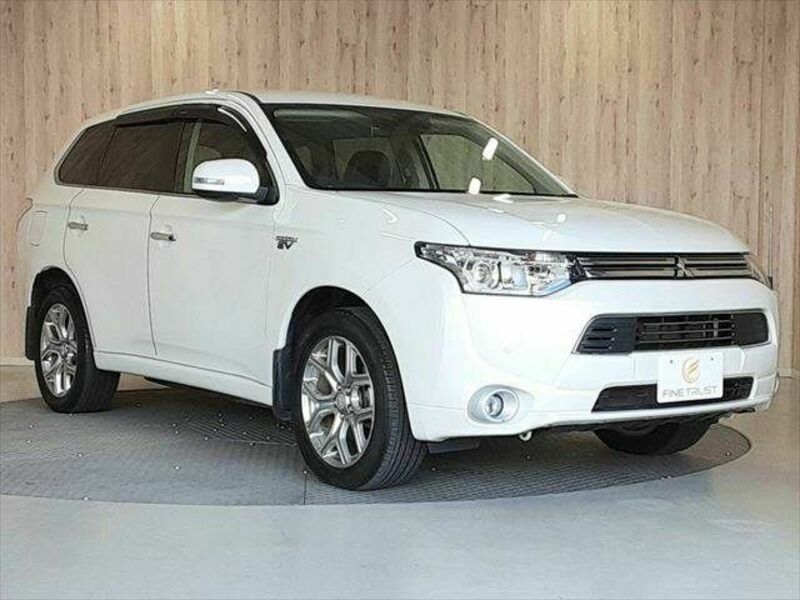 OUTLANDER PHEV