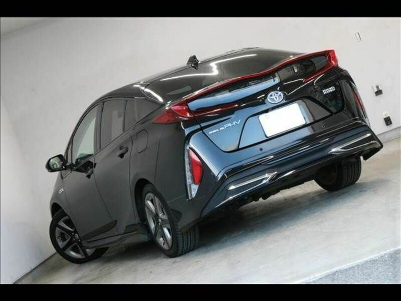 PRIUS PHV