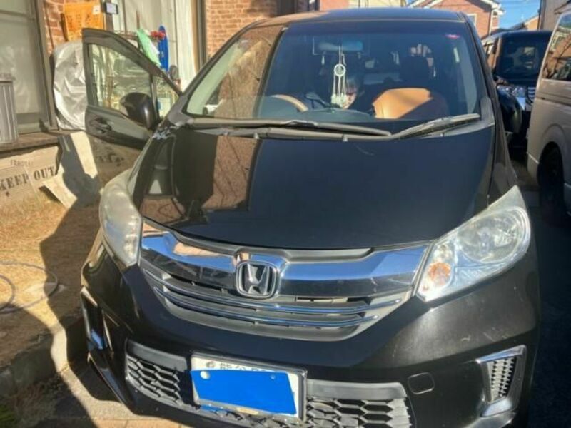 HONDA FREED HYBRID