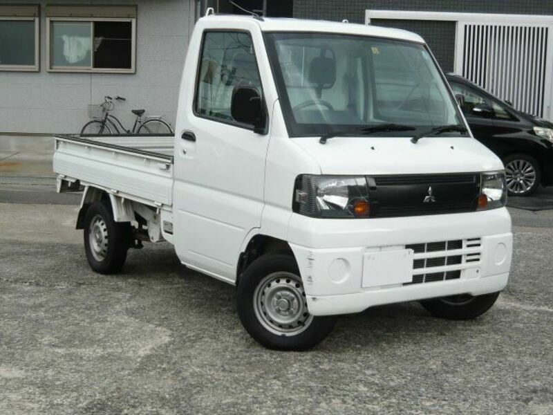 MITSUBISHI MINICAB TRUCK