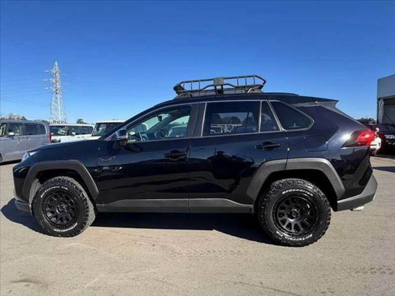 RAV4