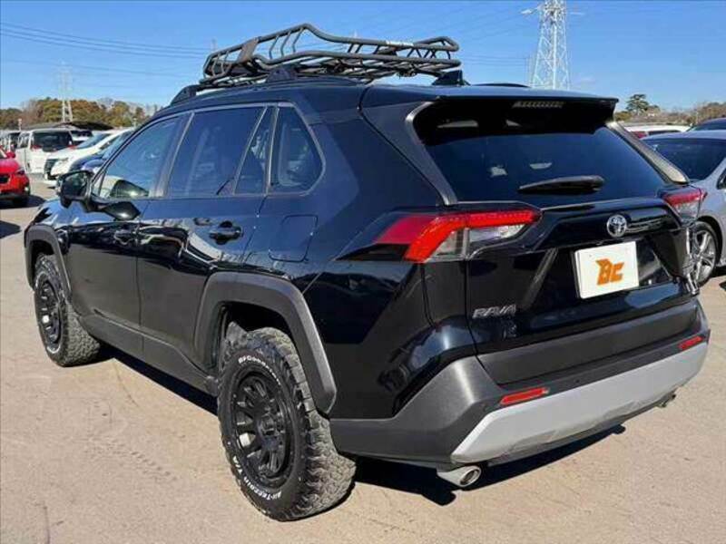 RAV4