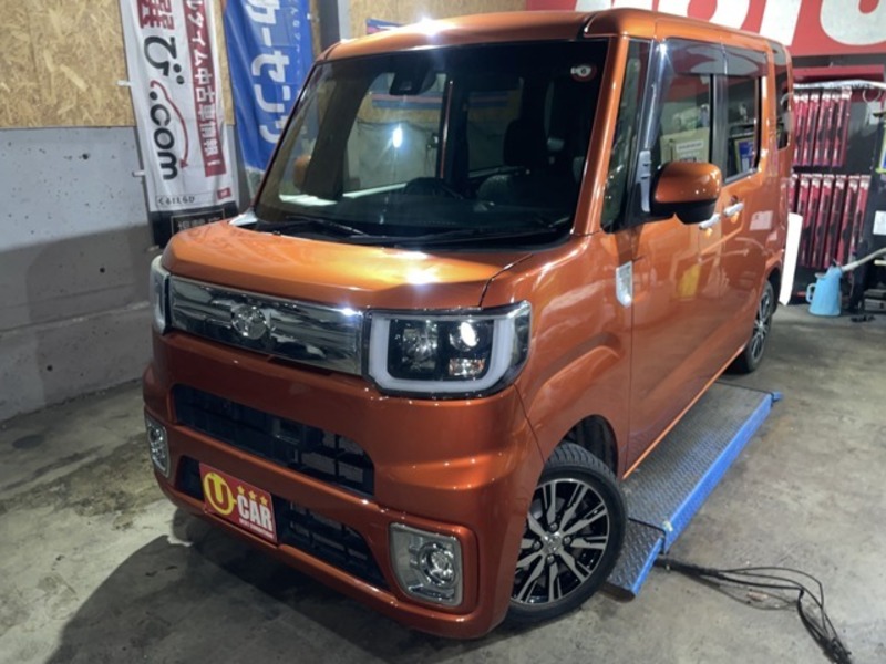 TOYOTA PIXIS MEGA