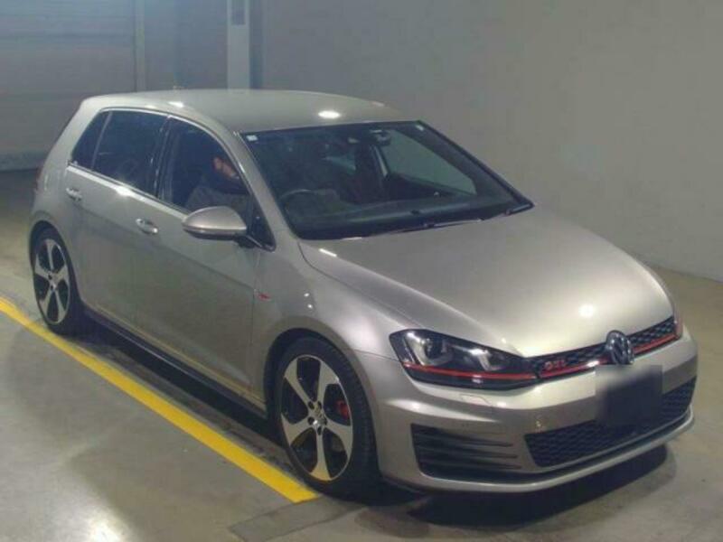 VOLKSWAGEN GOLF GTI