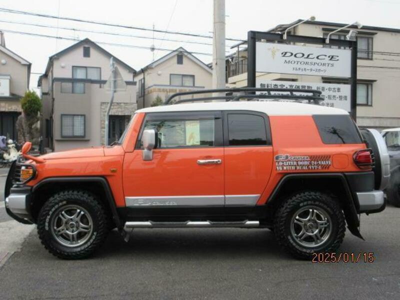 FJ CRUISER