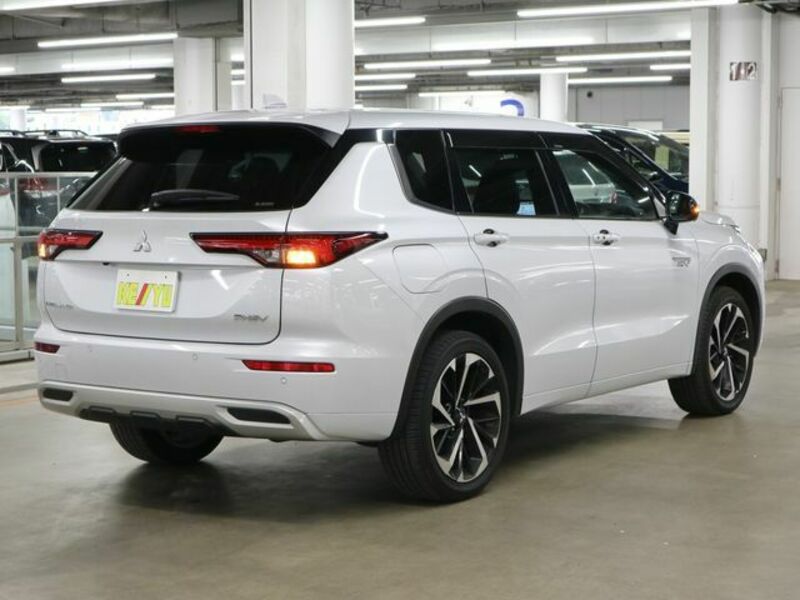 OUTLANDER PHEV