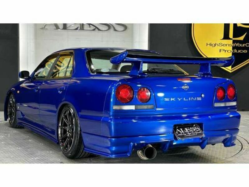 SKYLINE