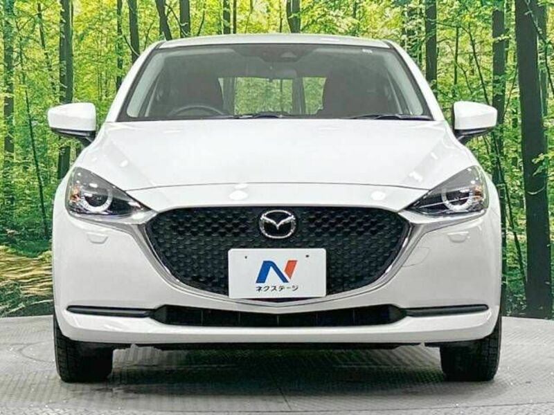 MAZDA2